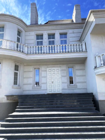 Дом в дворцовом стиле, Совиньон 2 Limanka