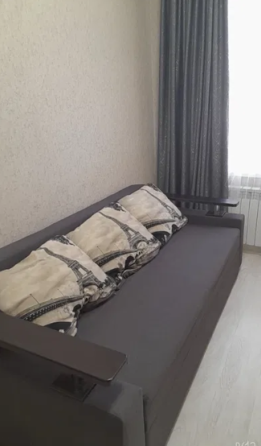 Продам 2-х кімнатну квартиру з ремонтом на вул.Чорноморського козацтва Одеса