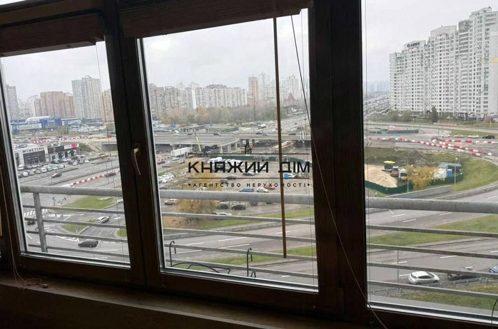 Простора 4-кімнатна квартира для сім’ї | вул. Дніпровська набережна, 26-І.м.Осокорки Київ - фото 3