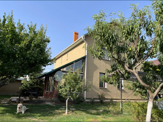 Продам семейный 3-х этажный дом в с.Фонтанка-3 Fontanka