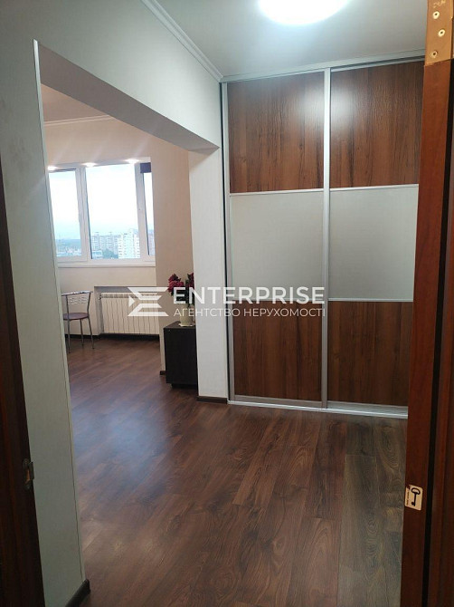 Продаж Квартира 1-кімнатна, 16/16 поверх на вул. Автозаводская Киев - изображение 5
