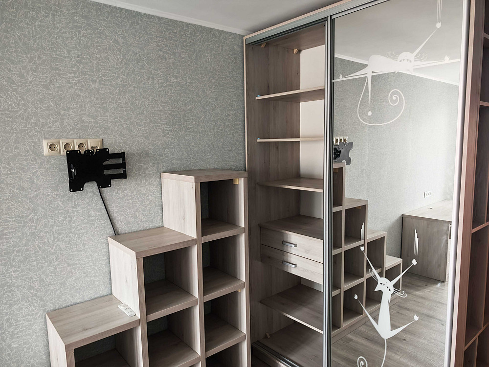 Продаж Квартира 3-кімнатна, 8/9 поверх на Володимира Івасюка вул., д. 32 Київ - фото 4