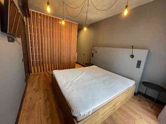 Продаж Квартира 2-кімнатна, 17/25 поверх на Василя Липківського (раніше Урицького) вул., д. 33А Київ