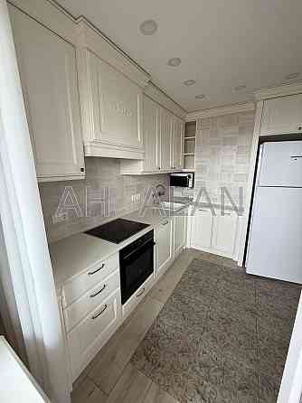 Оренда Будинок 3-кімнатний на Юлії Здановської вул., 36В Kiev