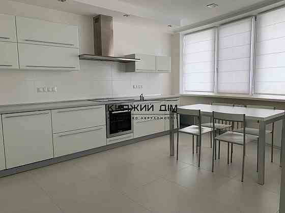 Продаж Квартира 3-кімнатна, 6/32 поверх на Гришко Михаила ул. Kiev