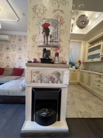 Трехкомнатная квартира на ул. Базарной в ЖК Капитан Одеса