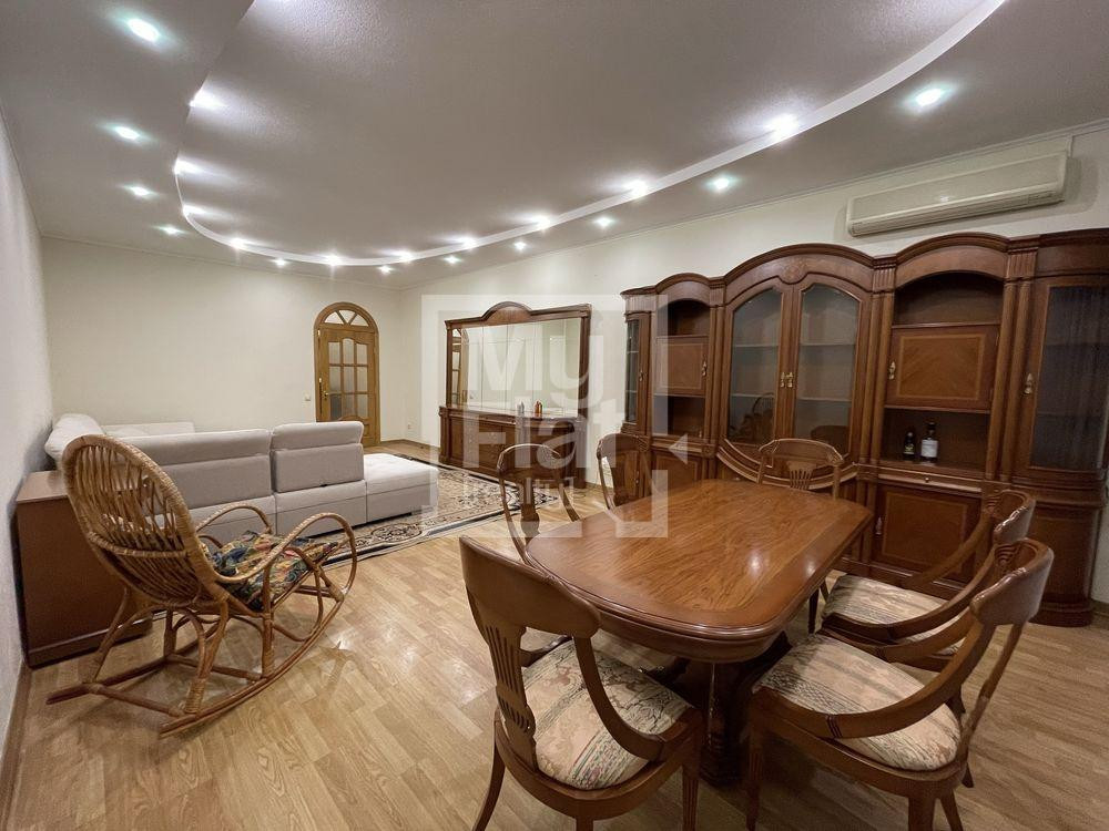 Продаж Квартира 4-кімнатна, 7/21 поверх на вул. Хмельницкого Богдана Kiev - photo 20