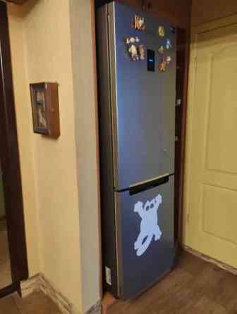 Продаж Квартира 3-кімнатна на ул. Генерала Бочарова, 32 Одеса