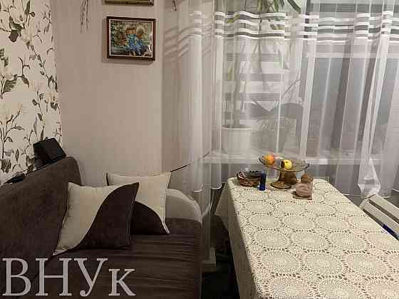 Продаж Квартира 1-кімнатна, 1/4 поверх на Рокині Наукова Рокини