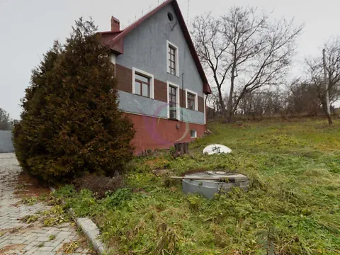 Продаж 3-поверховий   290 кв.м 5 кімн. на вул. Перекопська 10А Чернівці - фото 6