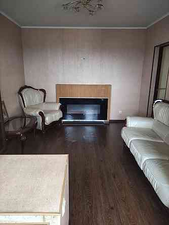 Оренда Квартира 1-кімнатна, 9/16 поверх на Салютная ул., 42/46 Kiev