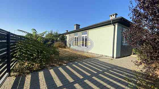 Продаж 1 поверхового будинку з ділянкою на 0 соток, 75 кв. м, 3 кімнат, 