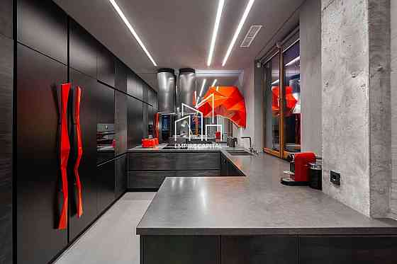 Оренда Квартира 5-кімнатна, 5/6 поверх на вул. Нахила L'viv