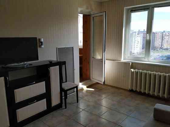 Оренда Квартира 2-кімнатна, 10/16 поверх на Драгоманова ул., 14a Kiev