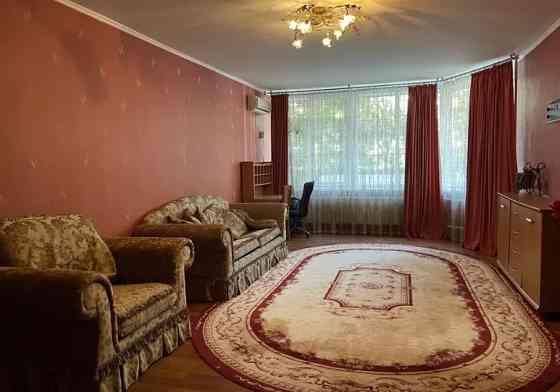 Оренда Квартира 3-кімнатна, 1/10 поверх на Маловского ул. Одеса