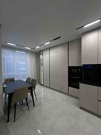 Продаж Квартира 3-кімнатна, 2/7 поверх на Слави Стецько Ивано-Франковск