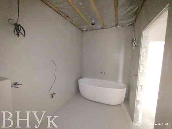 Продаж Квартира 3-кімнатна на Князя Олега Ужгород