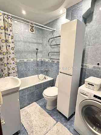 Продаж Будинок 2-кімнатний на Парково-Сирецька вул., 12А Киев