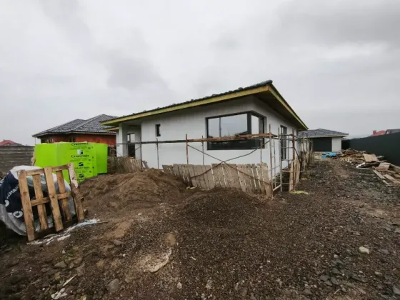 For sale 1-storey House with land 8 ares 150 sq.m 4 rooms at Чеська Uzhhorod