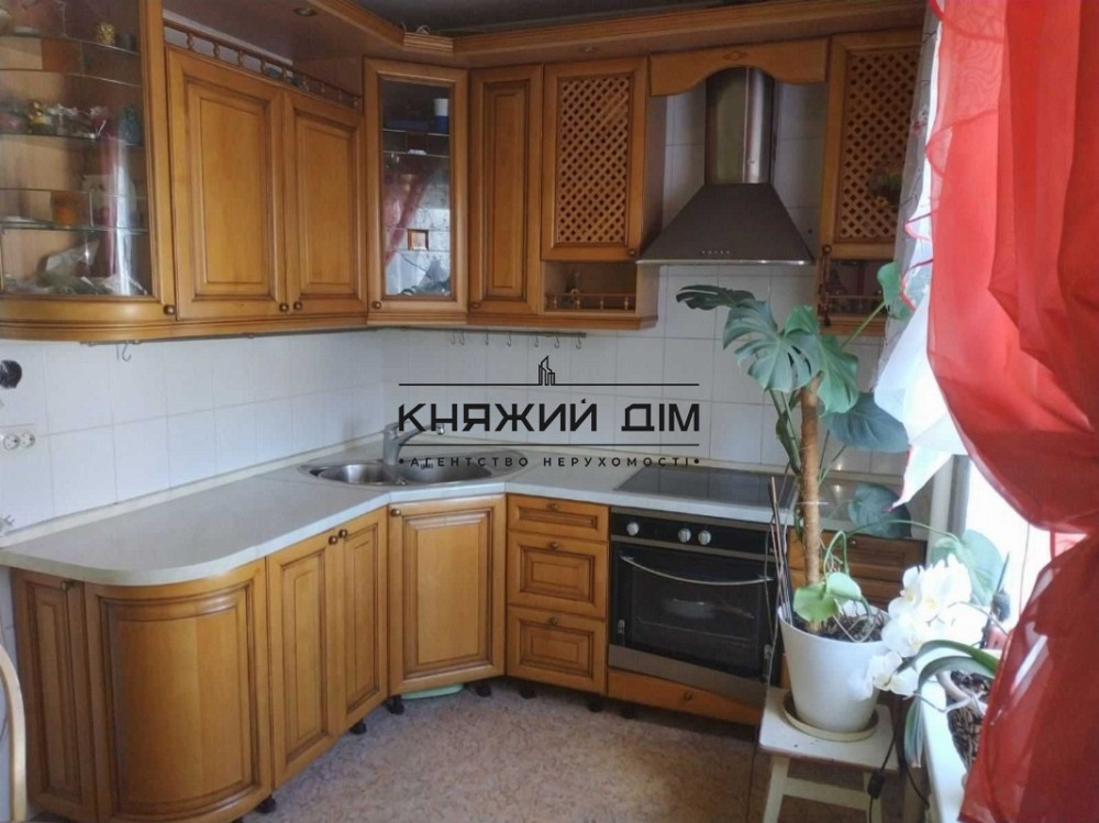 Продажа 1 к.кв. на Новой Дарнице, ул. Ревуцкого 7а. № 21138676 Київ - фото 1