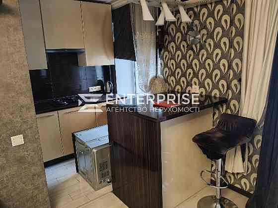 Продаж Квартира 2-кімнатна, 2/5 поверх на вул. Михайла Бойчука Київ
