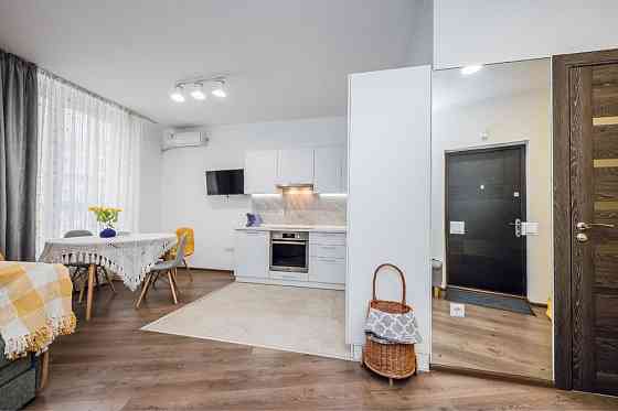 Продаж Квартира 2-кімнатна, 9/16 поверх на Берестейський вул., д. 67 Киев