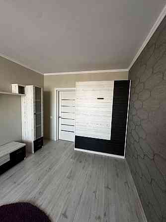 Продаж Квартира 1-кімнатна, 15/16 поверх на Олевська вул., д. 11 Kiev