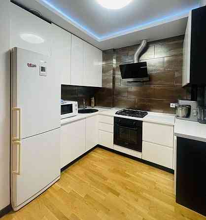 Продаж Квартира 2-кімнатна, 3/5 поверх на Мира пр., 25 Dnipro