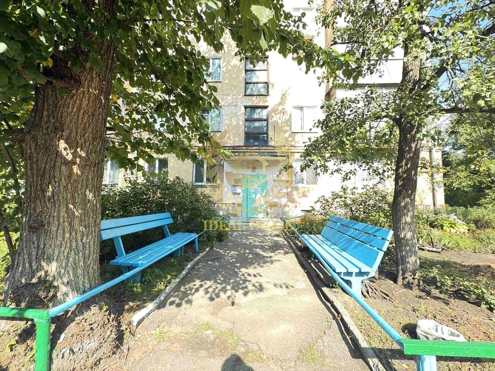 Продаж Квартира 3-кімнатна, 5/5 поверх на Светлая ул., 6 Київ - фото 2