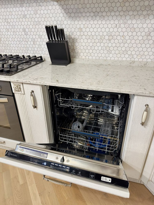 Продаж Квартира 3-кімнатна, 7/9 поверх на вул. В.Чорновола Ровно - изображение 3