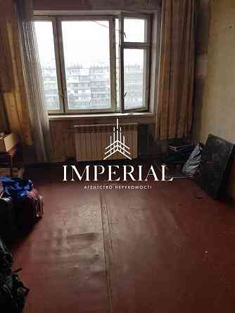 Продаж Квартира 3-кімнатна, 9/9 поверх на вул. Оболонський Київ