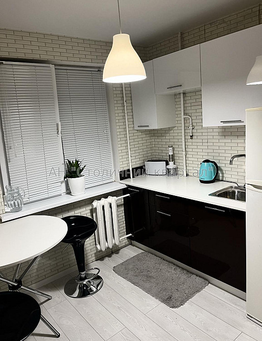 Продаж Квартира 2-кімнатна, 3/5 поверх на Туполєва Академіка вул., 15Б Київ - фото 1