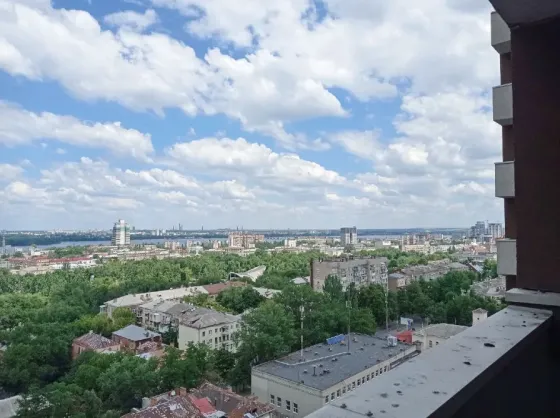 Продам 2-к квартиру 74, 5 м2 после строителей, ЖК бизнес класса Баку Днепр