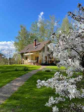 Продаж Будинок 3-кімнатний на вул. Дачна Капітанівка