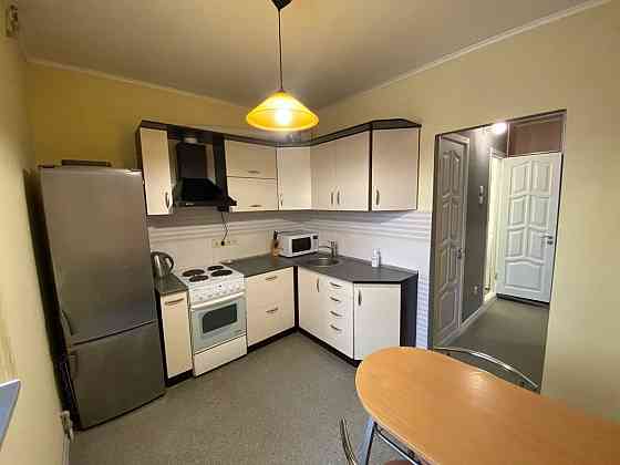 Оренда Квартира 1-кімнатна, 6/24 поверх на Урловская ул. Київ