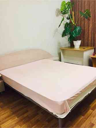 Оренда Квартира 1-кімнатна на Верховного Совета бульв., 14-б Киев