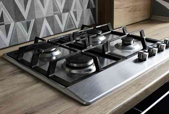 Продаж Квартира 5-кімнатна, 4/4 поверх на Саксаганського вул., 106 Киев