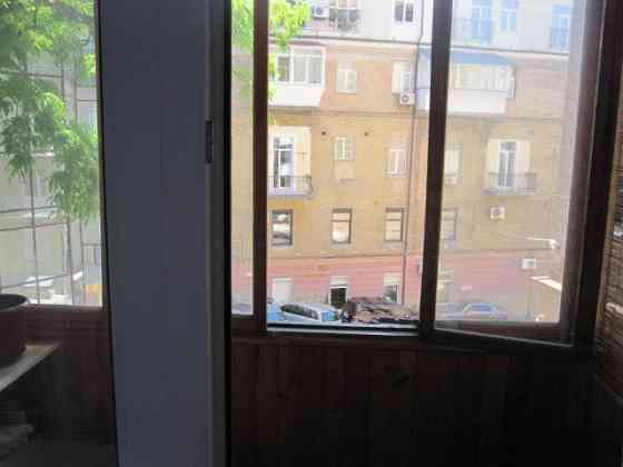 Оренда Квартира 1-кімнатна, 3/5 поверх на Дарвина ул. Киев