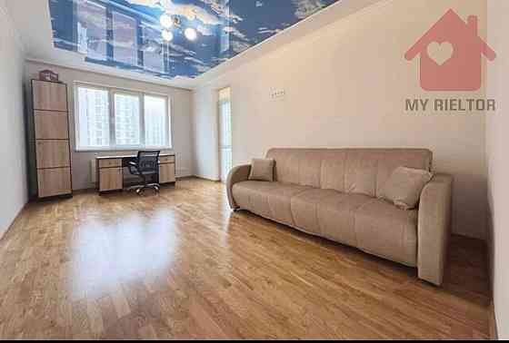 Продаж Квартира 3-кімнатна, 1/5 поверх на Лінтура П. Ужгород