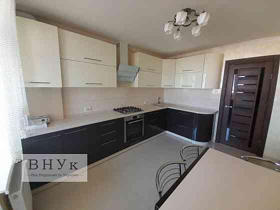 Продаж Квартира 2-кімнатна, 7/9 поверх на вул. Корольова С. Ternopil'