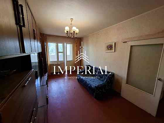 Продаж 3к Квартира 70.4 кв.м Коласа Якуба вул. Київ