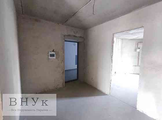 Продаж Квартира 3-кімнатна, 10/10 поверх на вул. Чумацька Ternopil'