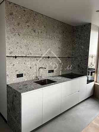 Продаж Квартира 1-кімнатна, 9/24 поверх на Васильківська вул., 1 Kiev