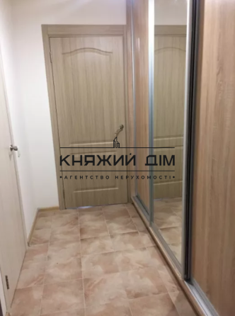 Оренда Квартира 1-кімнатна, 8/16 поверх на Харьковское шоссе Киев