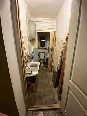 Коммунальная ( почти полноценная однокомнатная ) квартира Одеса