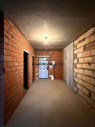 Продаж Квартира 2-кімнатна, 22/25 поверх на вул. Антоновича Київ