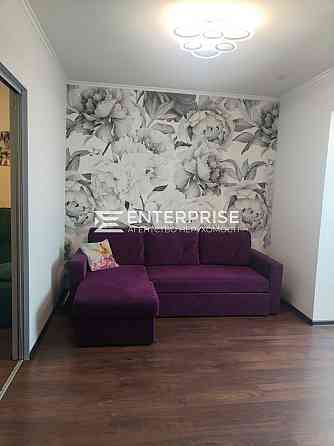 Продаж Квартира 1-кімнатна, 16/16 поверх на вул. Автозаводская Kiev