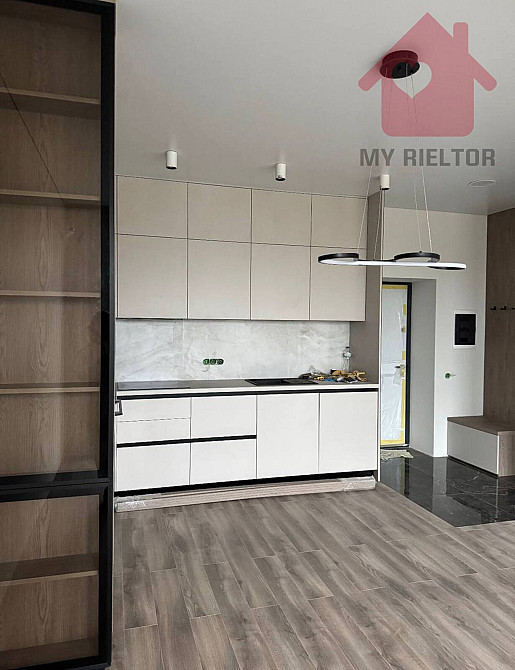 Продаж Квартира 1-кімнатна, 3/6 поверх на Волошина Минай - фото 1