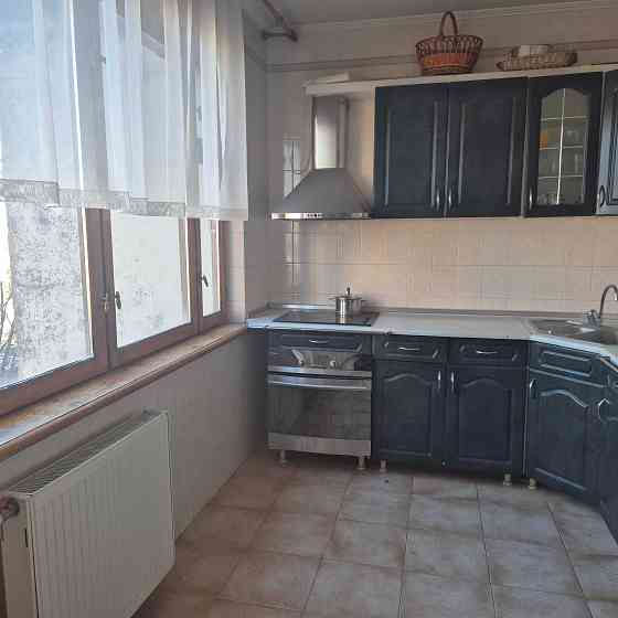 Продаж Квартира 3-кімнатна, 9/12 поверх на Мирного Панаса вул., д. 11 Киев