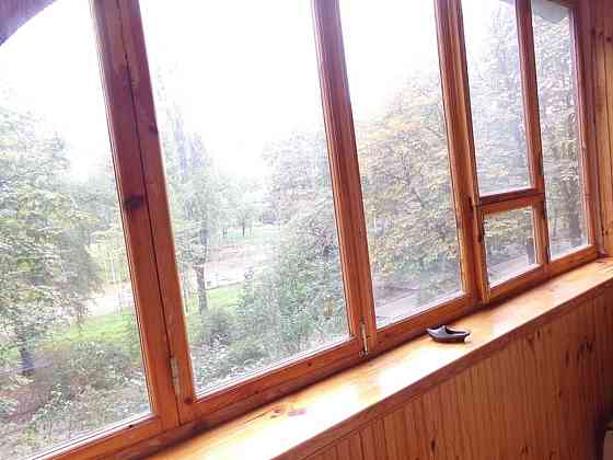 Продаж Квартира 3-кімнатна, 2/9 поверх на Плеханова, 4а Київ